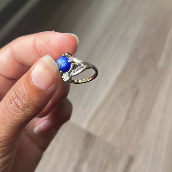 COPY - 14k gold Star Sapphire ring - Picture 3 of 4